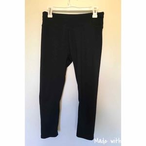 Fabletics Black Cropped Leggings